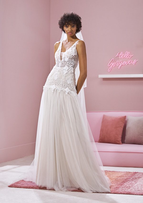 Robe de Mariée CHAKA White One Collection 2020 | Boutique Paris