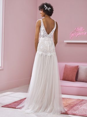 Robe de Mariée CHAKA White One Collection 2020 | Boutique Paris