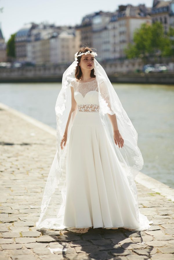 Robe de Mariée IRINA Cymbeline Collection 2020: Boutique Paris