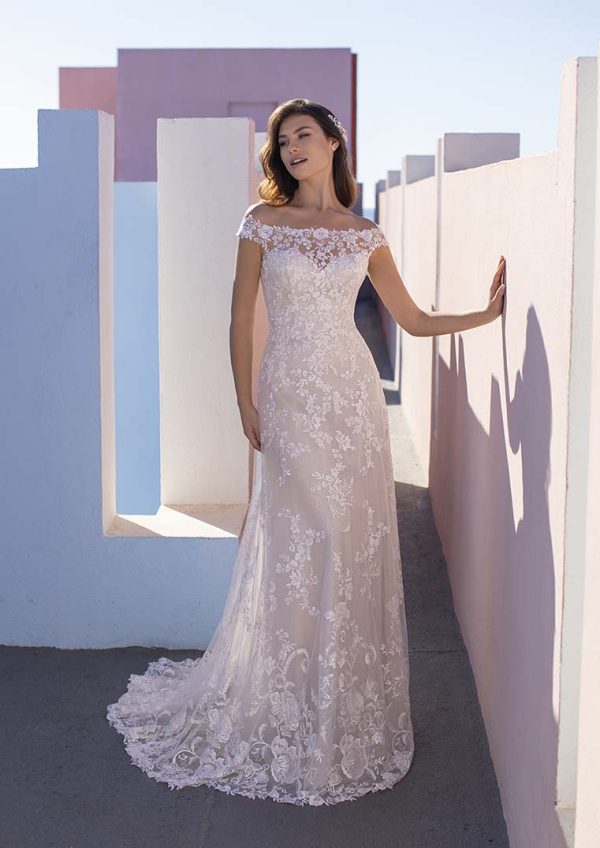 Robe de Mariée AUTUMN White One Collection 2021| Boutique Paris