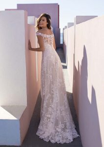 AUTUMN wedding dress White One Collection 2021 | Boutique Paris