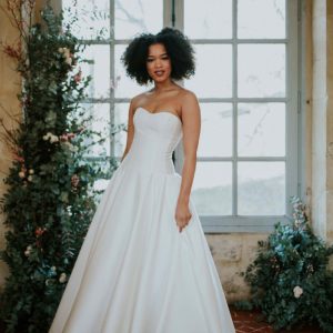 Robe de MLAURE Wedding dress pour un Oui by Cymbeline- Paris Boutiqueariée LAURE Pour un Oui By Cymbeline Boutique Paris