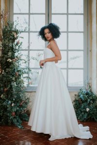 LAURE Wedding dress pour un Oui by Cymbeline- Paris Boutique