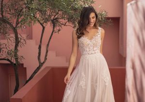 MEGAN wedding dress White One Collection 2021 | Boutique Paris