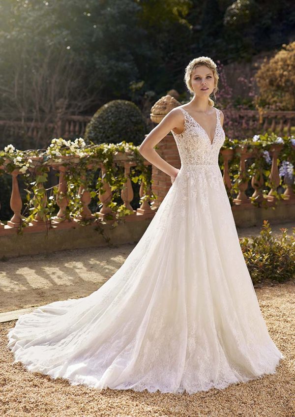 FLIND wedding dress La Sposa Collection 2022| Boutique Paris