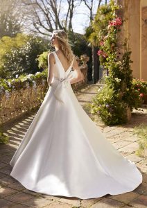 MEYRICK wedding dress La Sposa Collection 2022| Boutique Paris