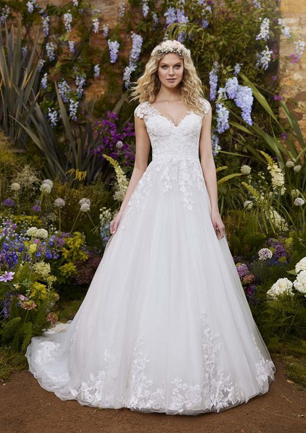 VALETTE wedding dress La Sposa Collection 2022| Boutique Paris