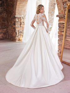 AMOL wedding dress White One Collection 2022 | Boutique Paris