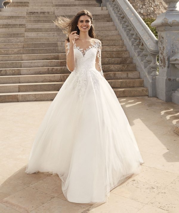 Robe de Mariée FERIA White One Collection 2022 | Boutique Paris