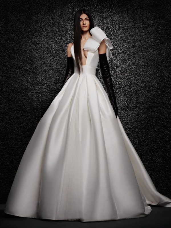MARGOT Vera Wang wedding dress collection2022: Paris Boutique