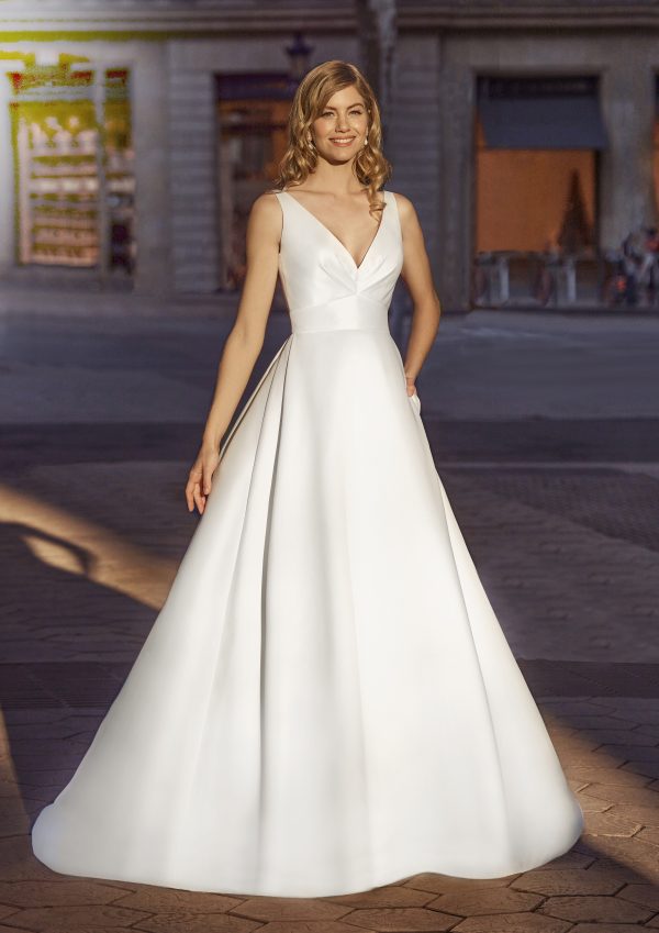 Robe de Mariée ECLAT White One Collection 2023