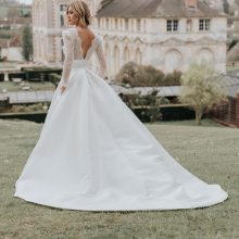 Robe de Mariée REVELATION Cymbeline Collection 2023 Robe de Mariée REVELATION Cymbeline Collection 2023