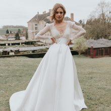 Robe de Mariée REVELATION Cymbeline Collection 2023 Robe de Mariée REVELATION Cymbeline Collection 2023