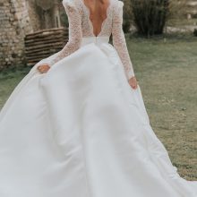 Robe de Mariée REVELATION Cymbeline Collection 2023 Robe de Mariée REVELATION Cymbeline Collection 2023
