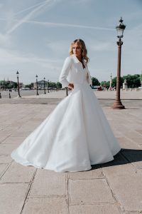 ROANNE Cymbeline wedding dress collection2023: Paris Boutique