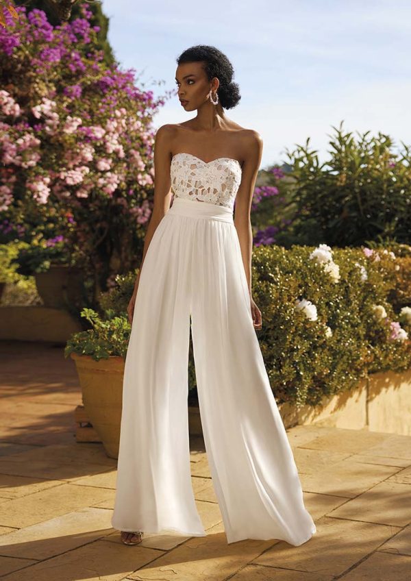 MAXINE wedding dress White One Collection 2024 | Boutique Paris