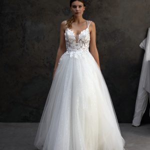 TRAVIATA Cymbeline wedding dress 2025 Collection: Boutique Cymbeline Paris 15