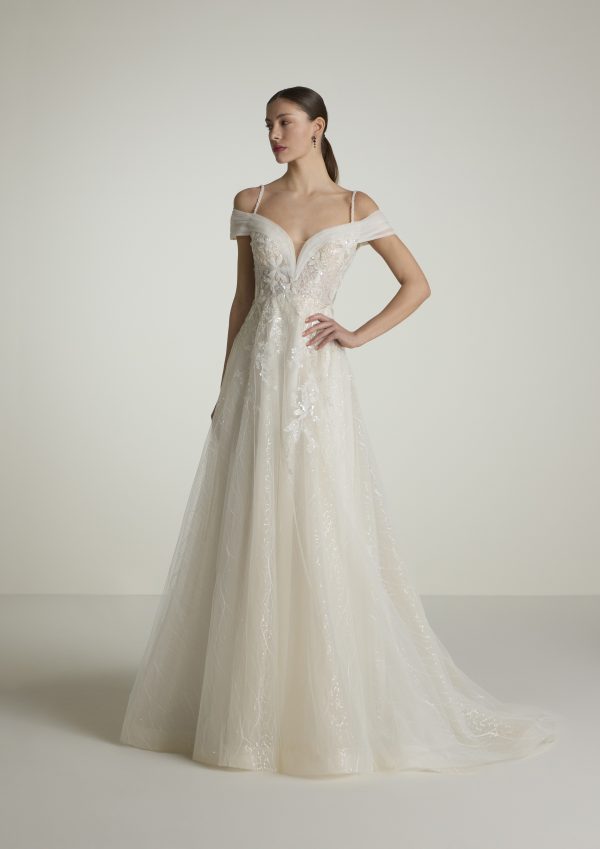 FIABA wedding dress San Patrick Collection 2025| Boutique Paris