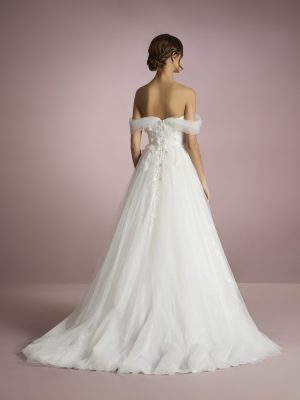 Robe de Mariée ISA White One Collection 2025| Boutique Paris