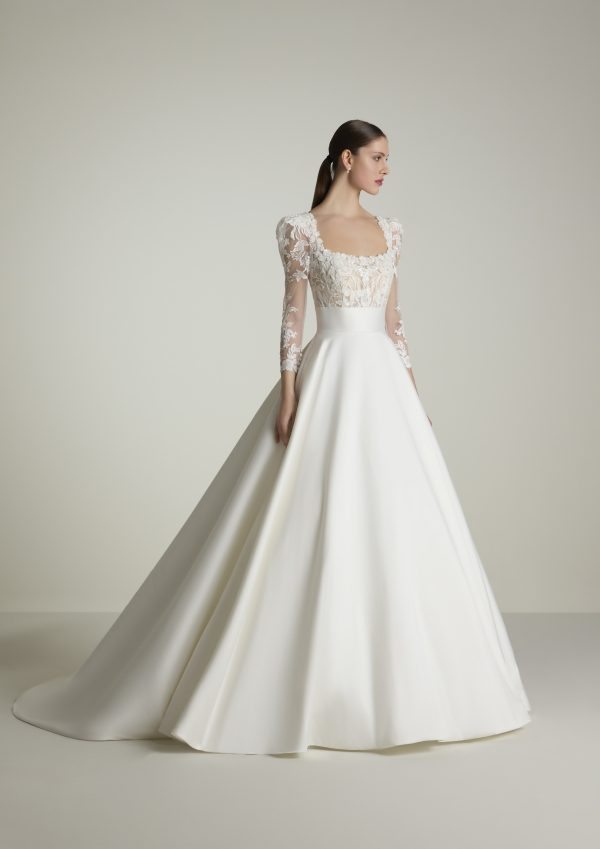 Robe de Mariée SERENADA San Patrick Collection 2025| Paris