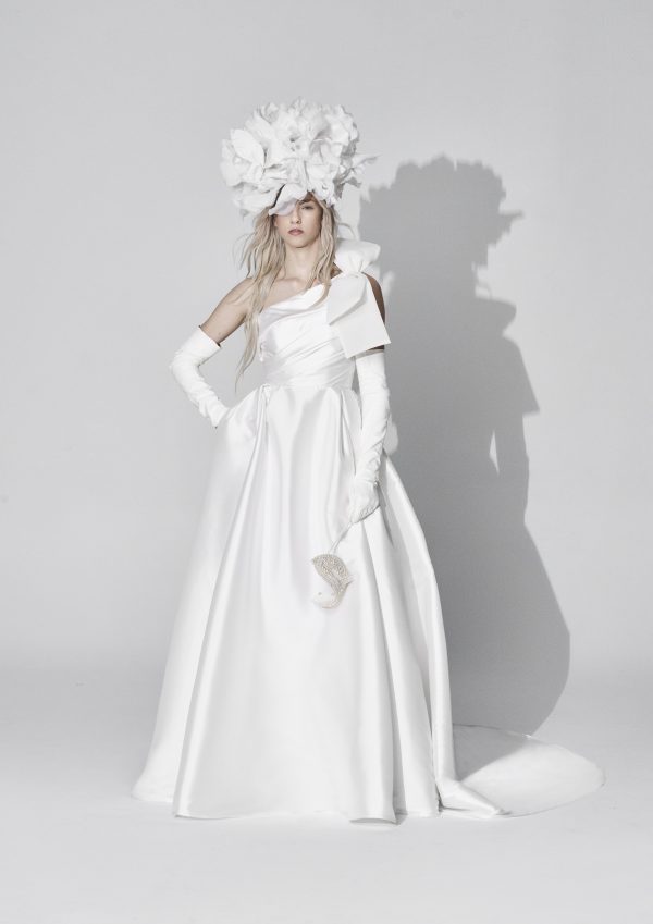 PELAGIA Vera Wang wedding dress collection 2025: Paris Boutique