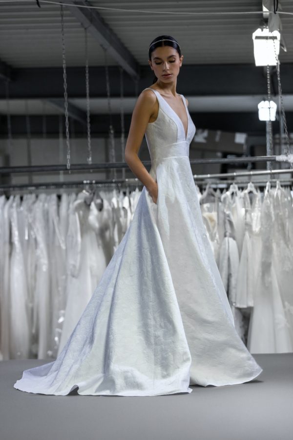 TREFLE Cymbeline wedding dress : Boutique Cymbeline Paris 15
