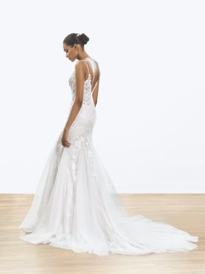 Robe de Mariée AINDA White One Collection | Boutique Paris