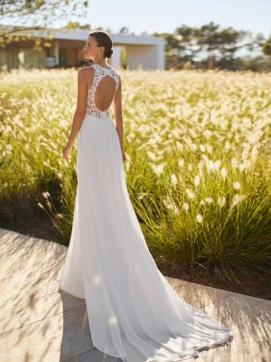SANY wedding dress Adriana Alier Collection 2026 | Boutique Paris