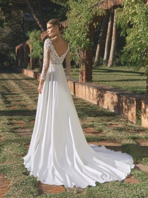 Robe de Mariée SORISSO White One Collection | Boutique Paris