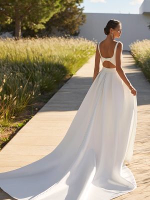 Robe de Mariée SUYIN de Adriana Alier Collection 2026 | Paris