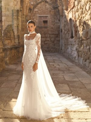 PAT wedding dress Adriana Alier Collection 2027 | Boutique Paris